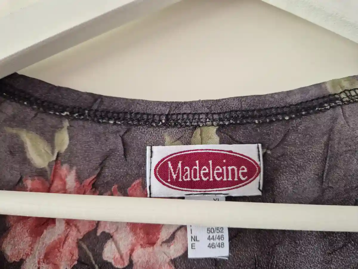 MADELEINE Sommerkleid Bild 3