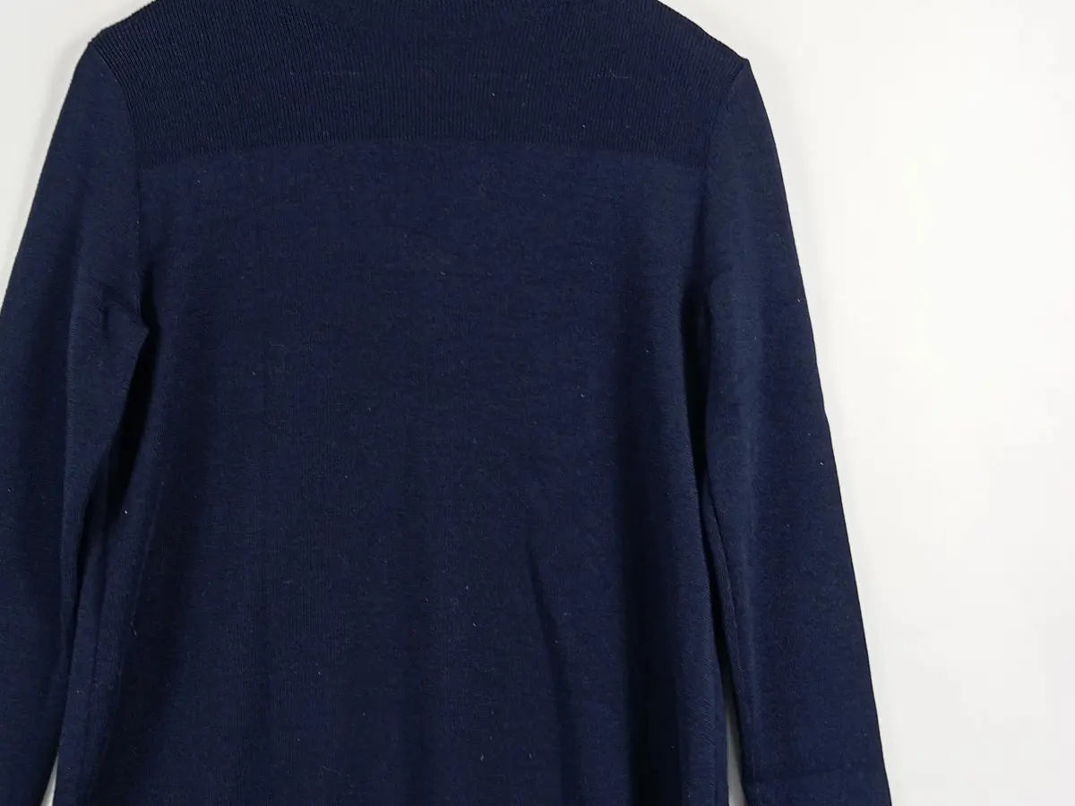 COS Pullover Bild 3