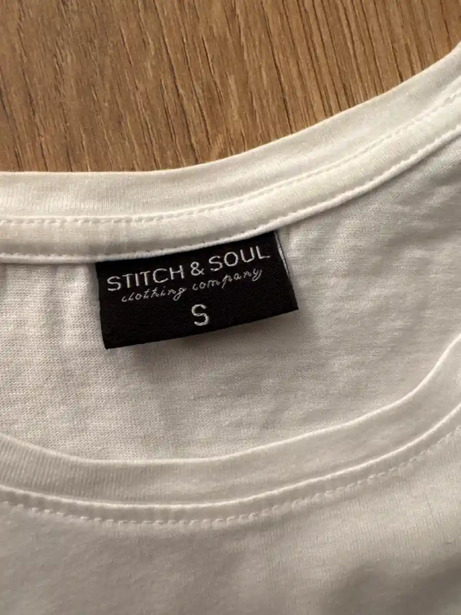STITCH & SOUL T-Shirt Bild 3