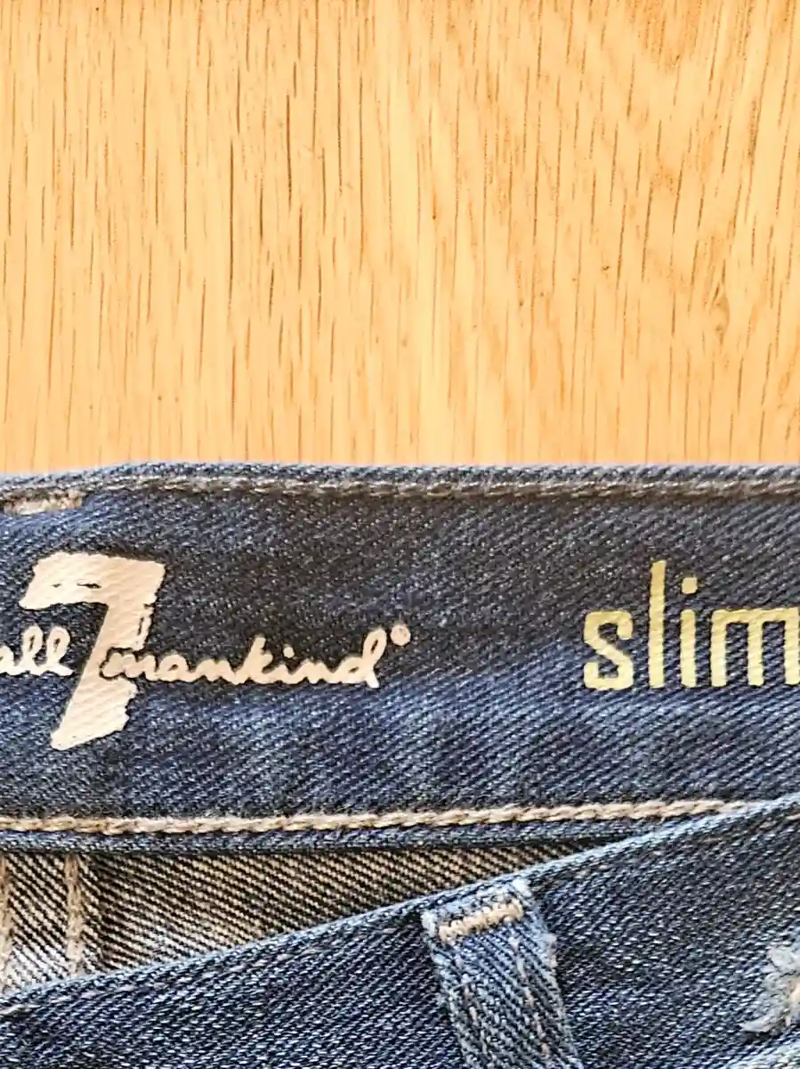 7 FOR ALL MANKIND Destroyed Jeans Bild 2
