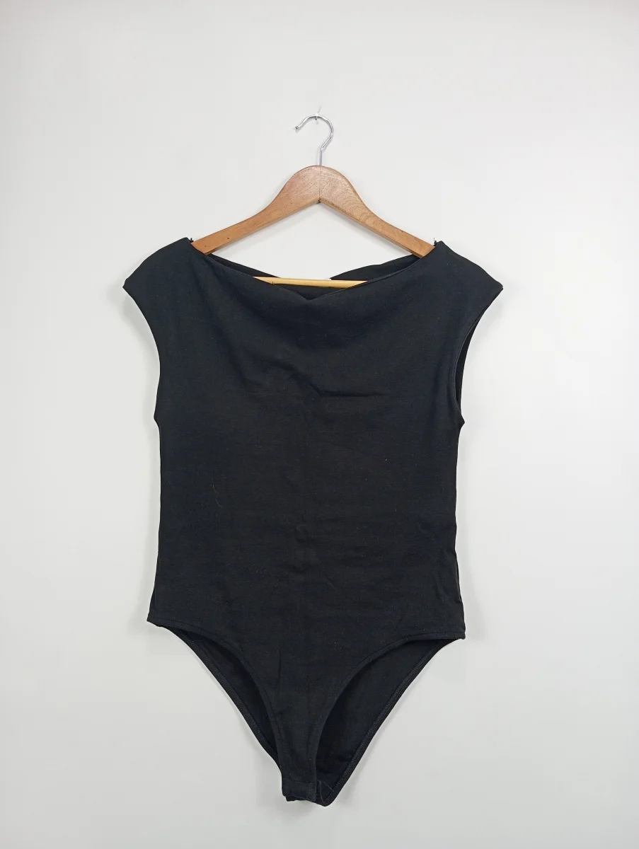 ZARA Body Bild 2