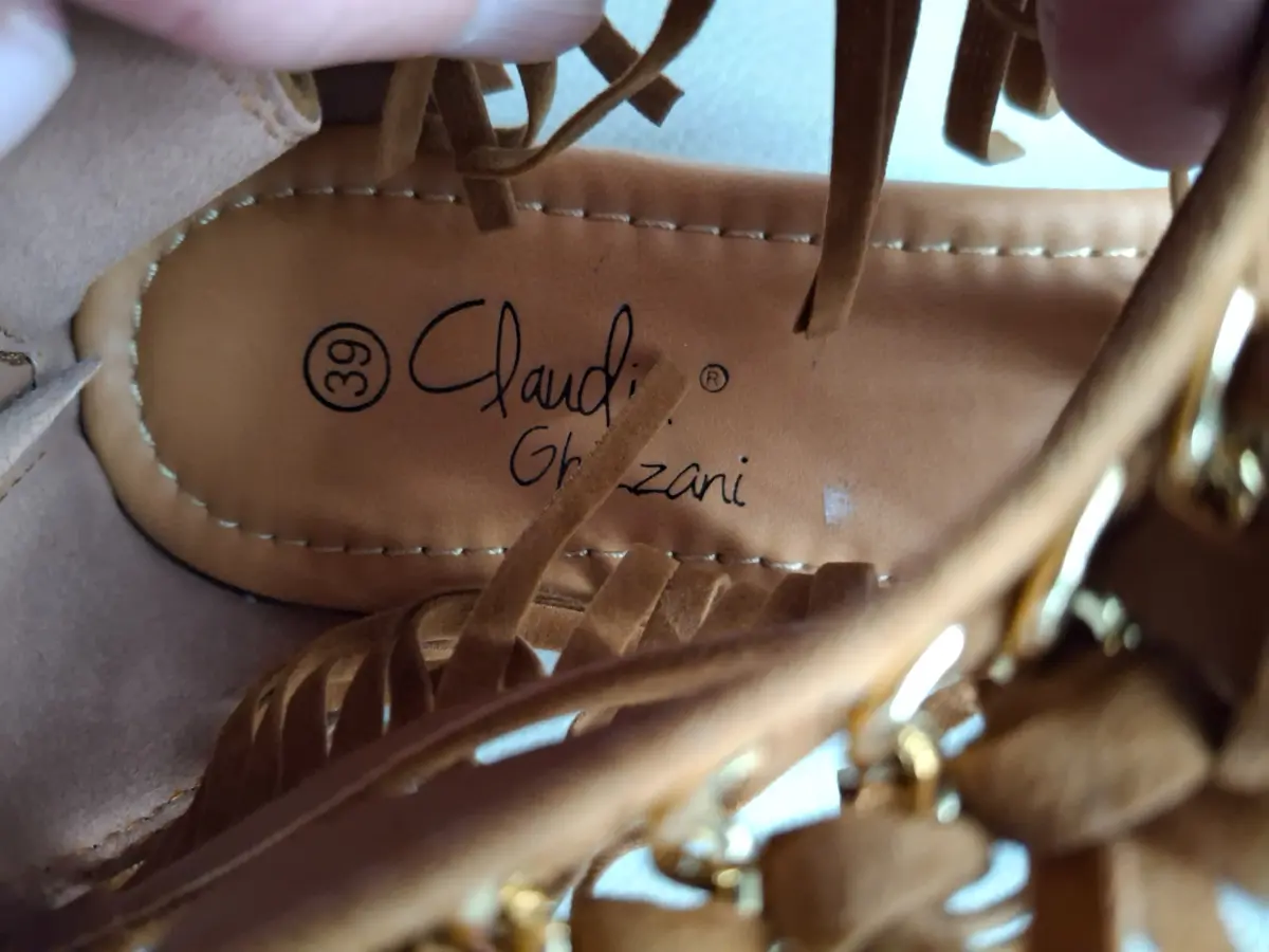 CLAUDIA GHIZZANI Sandalen Bild 5