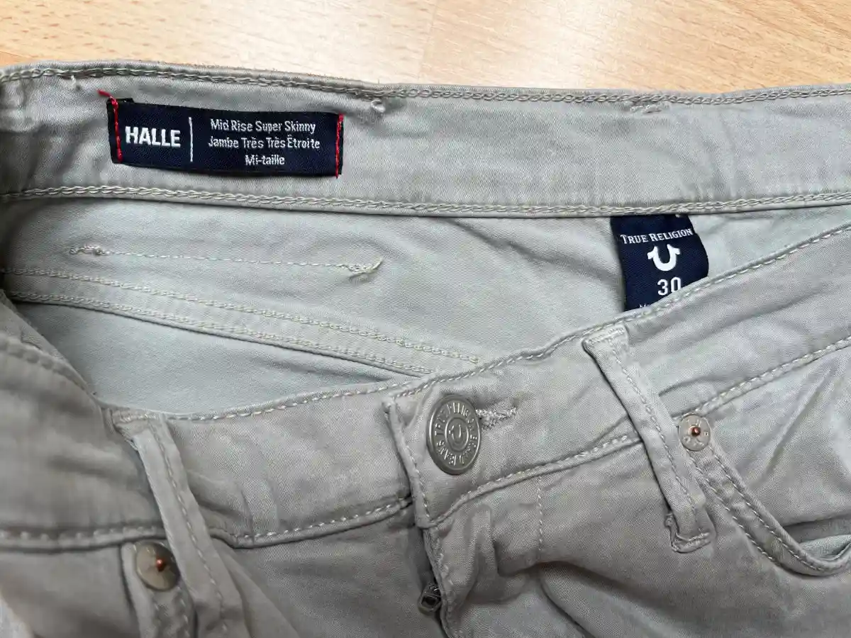 TRUE RELIGION Cargohose Bild 2