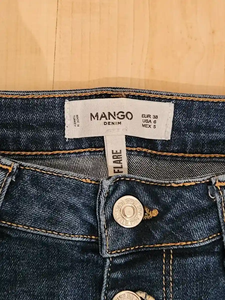 MANGO Jeans Bootcut Bild 4