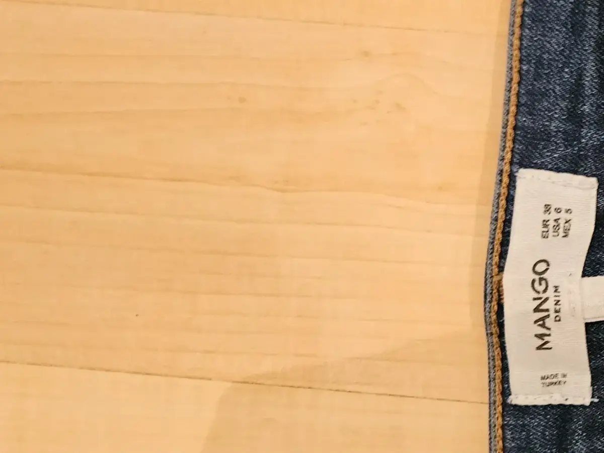 MANGO Jeans Bootcut Bild 4