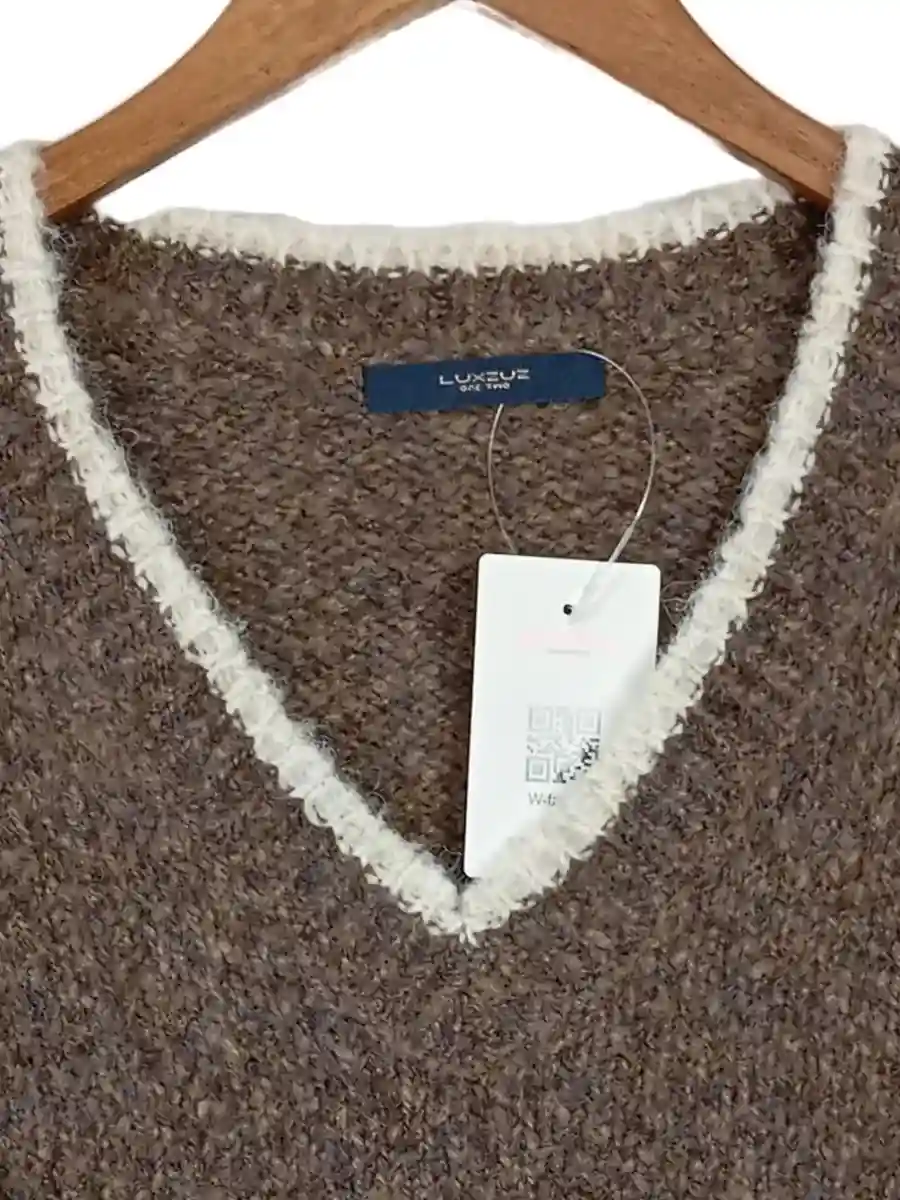 LUXZUZ // ONE TWO Pullover Bild 2