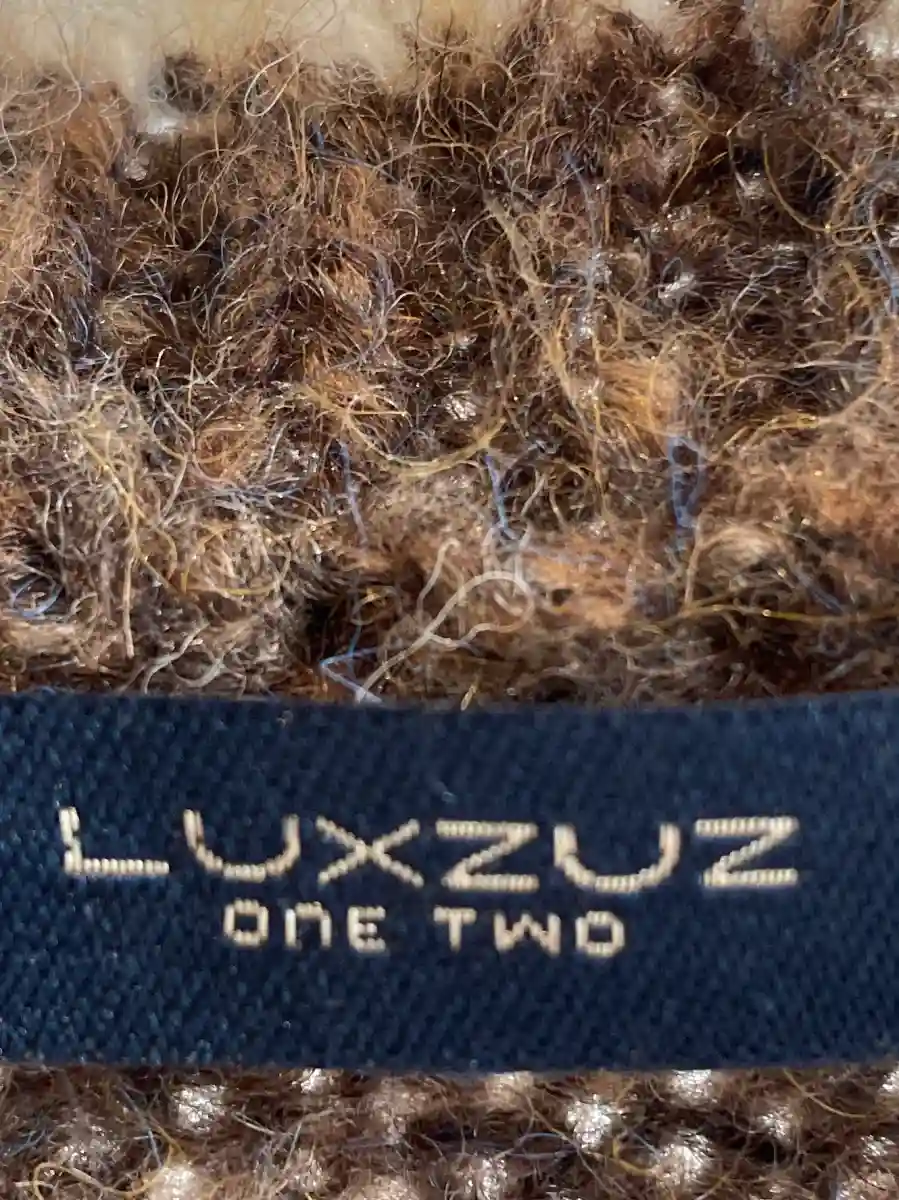 LUXZUZ // ONE TWO Pullover Bild 4