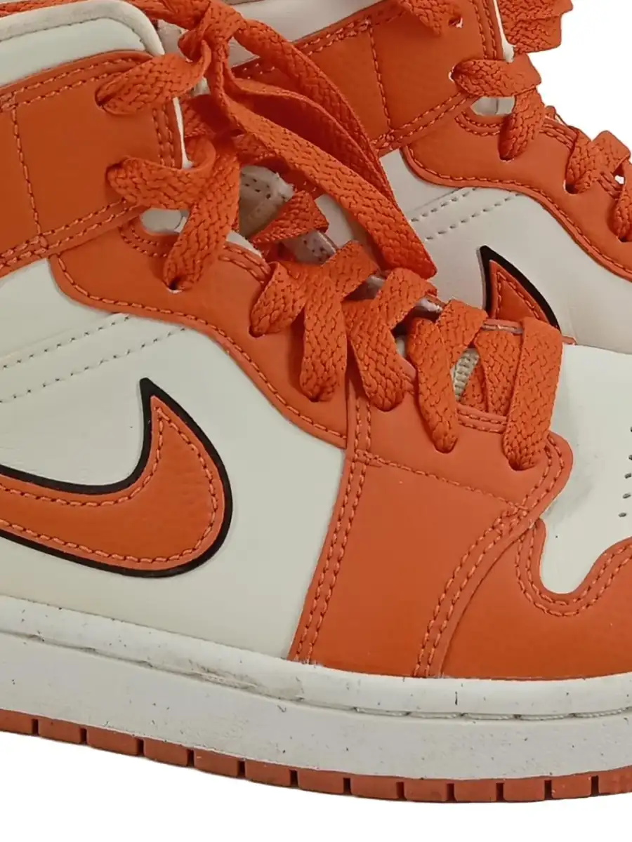 NIKE Basketballschuhe Bild 3