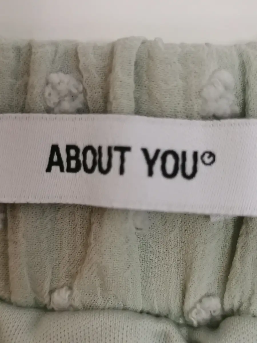 ABOUT YOU A-Linienrock Bild 5