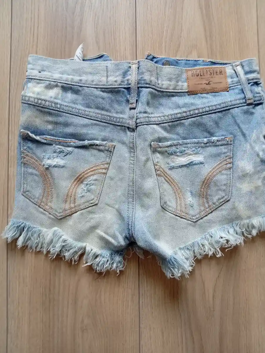 HOLLISTER Jeans Shorts Bild 2