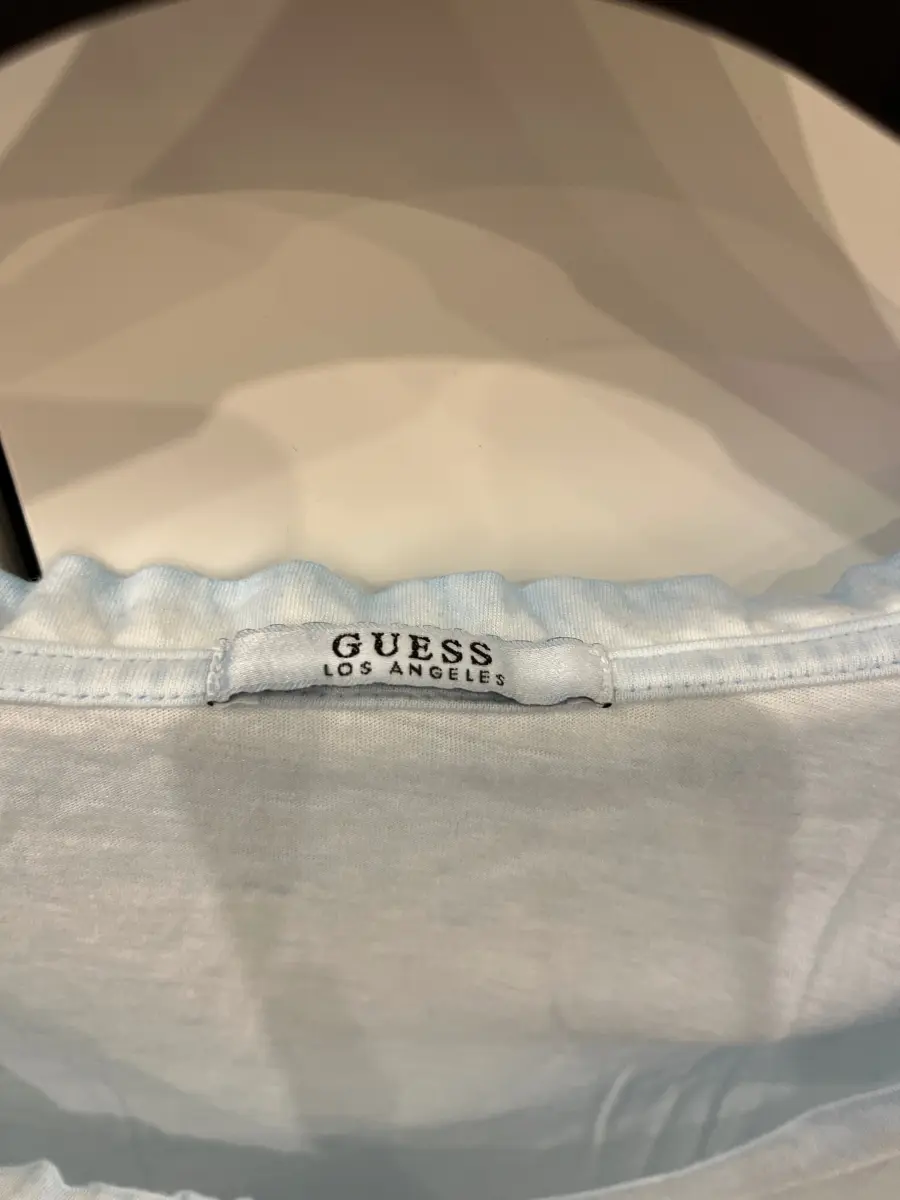 GUESS T-Shirt Bild 4