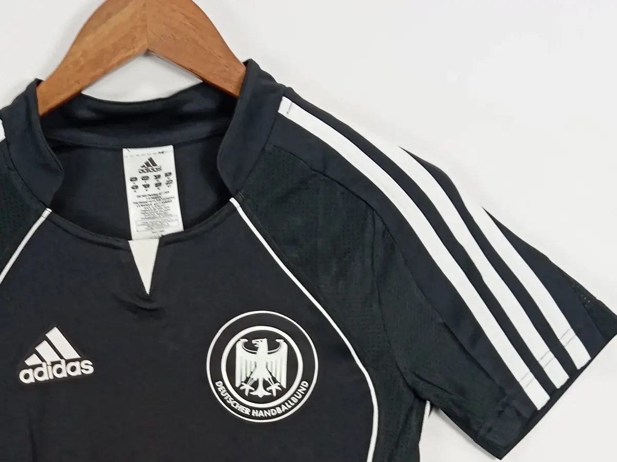 ADIDAS Fußball Trikot Bild 2