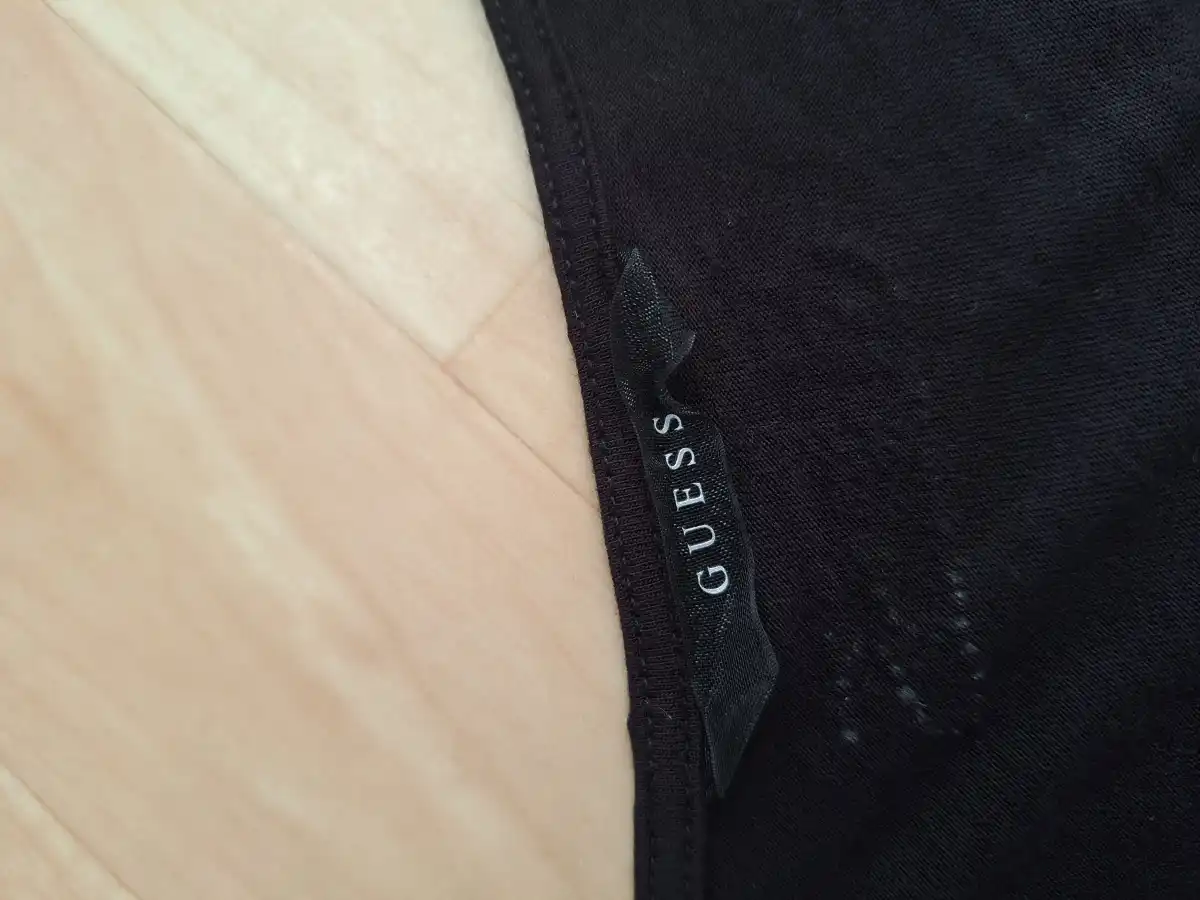 GUESS T-Shirt Bild 5