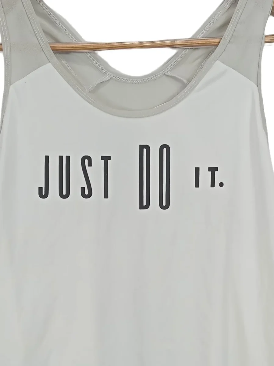 NIKE Sport Shirt Bild 2