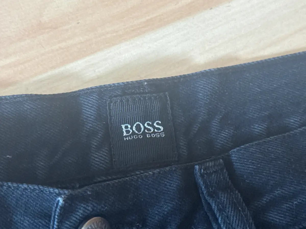 HUGO BOSS Jeans Straight Leg Bild 4
