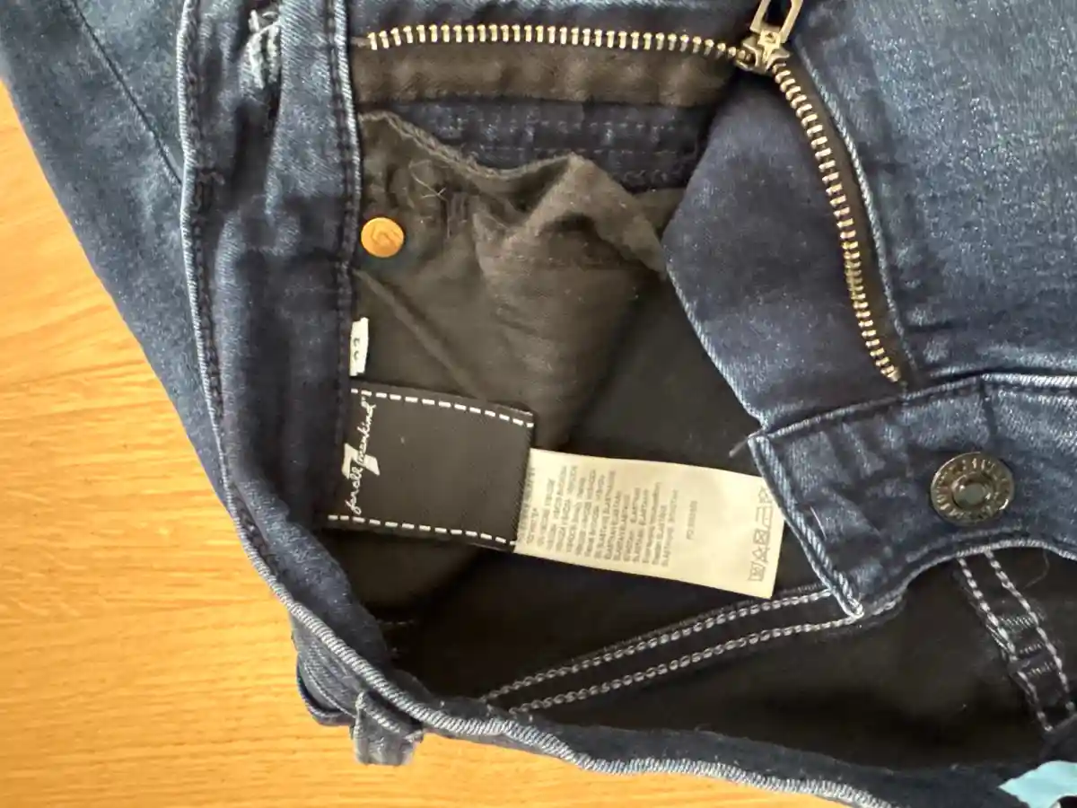 7 FOR ALL MANKIND Mom Jeans Bild 5
