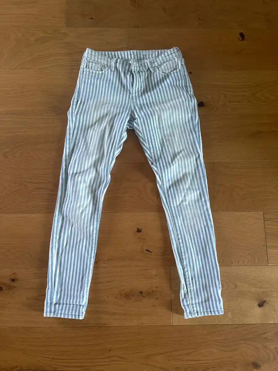 EDC BY ESPRIT Jeans Straight Leg Bild 2
