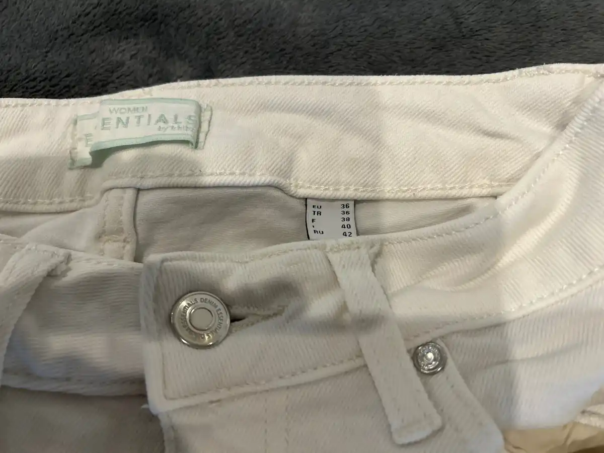 TCHIBO Jeans Tapered Fit Bild 3