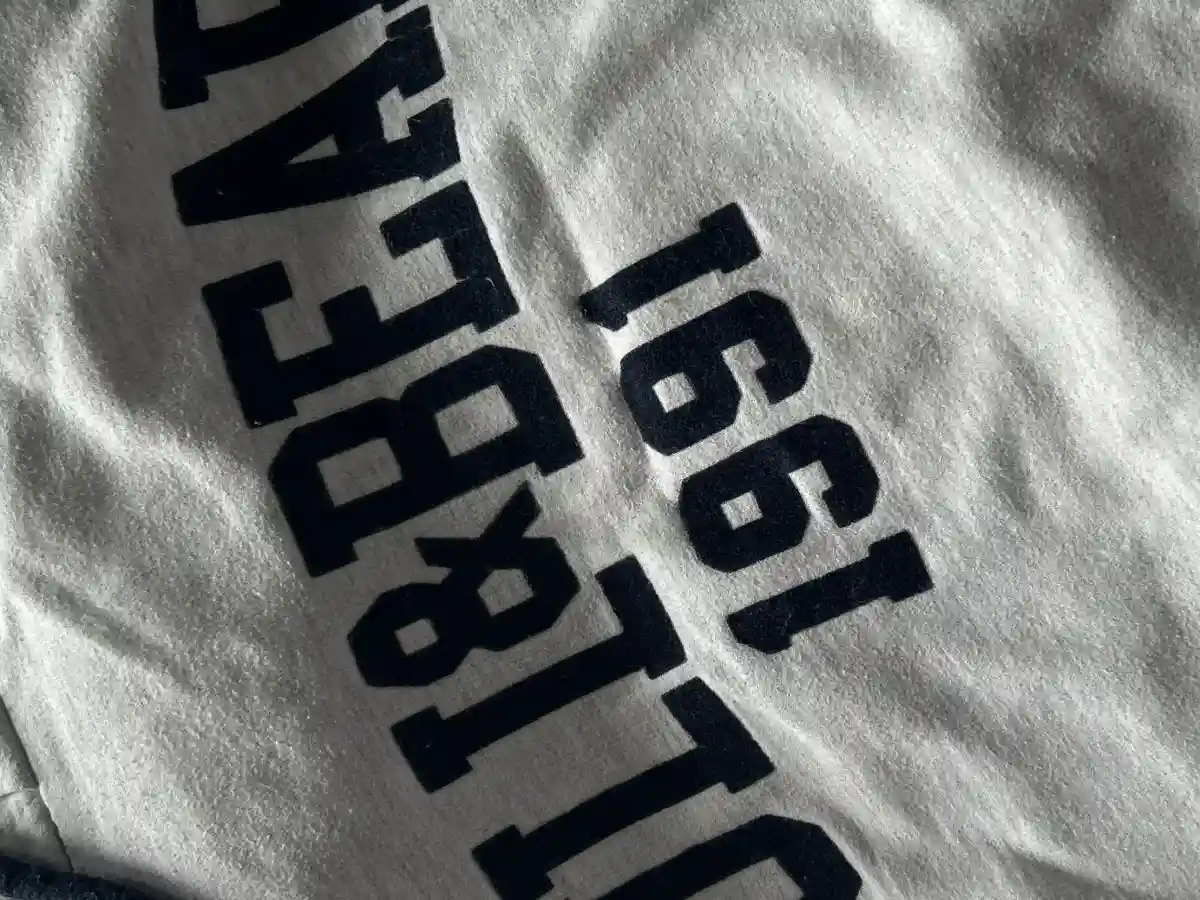 PULL&BEAR Kapuzenpullover Bild 2