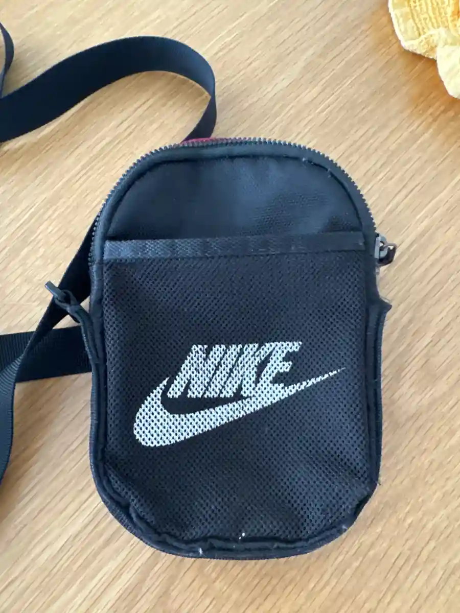 NIKE Umhängetasche Bild 5