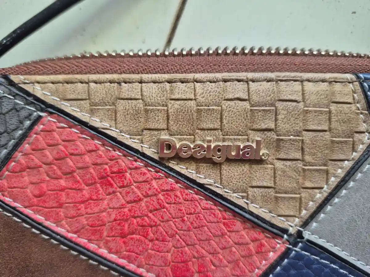 DESIGUAL Geldbörse Bild 3