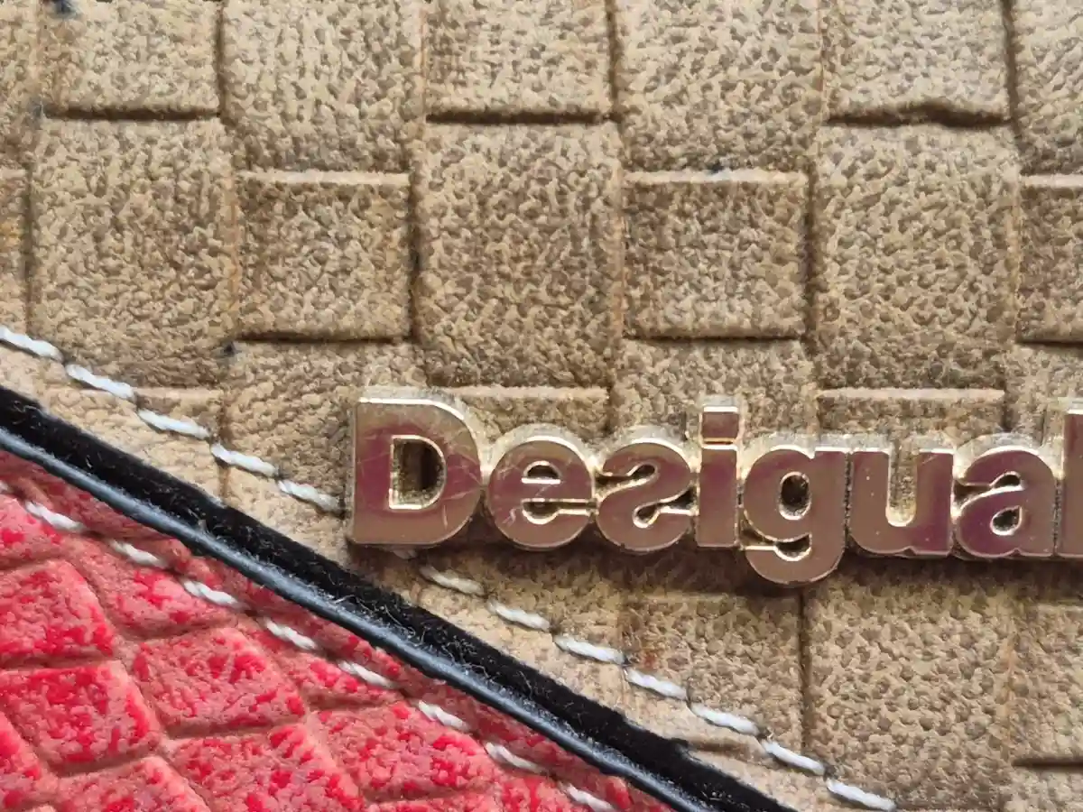 DESIGUAL Geldbörse Bild 4