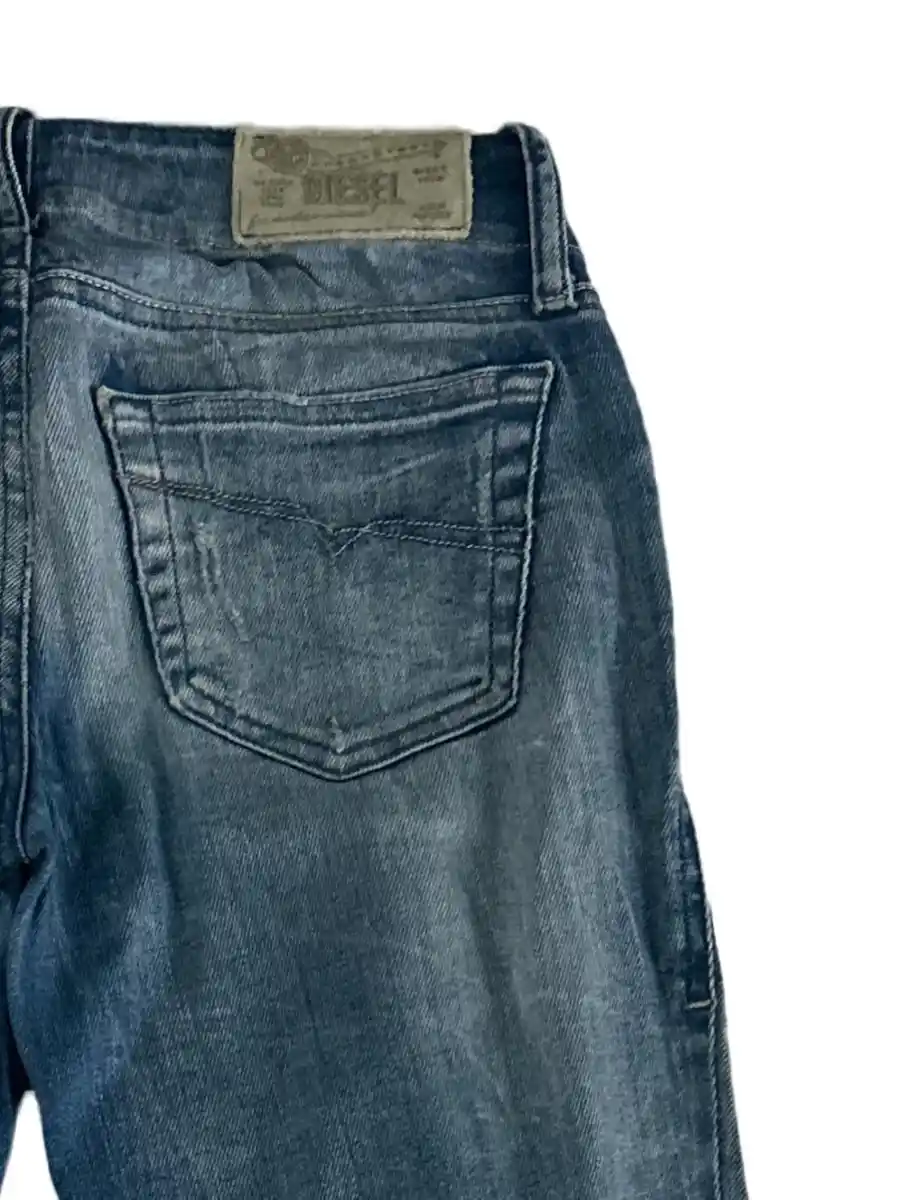 DIESEL Destroyed Jeans Bild 6