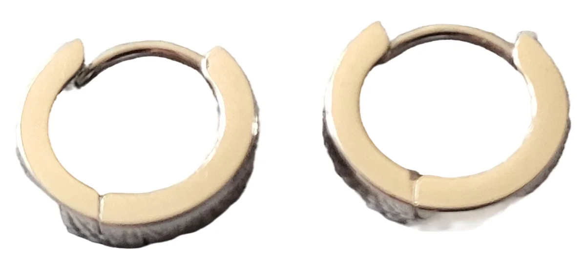 Minimalistischer Schmuck für Damen