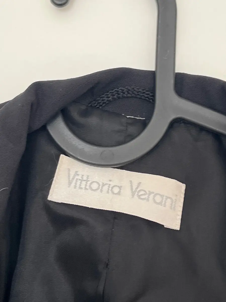 VITTORIA VERANI Sweatjacke Bild 7