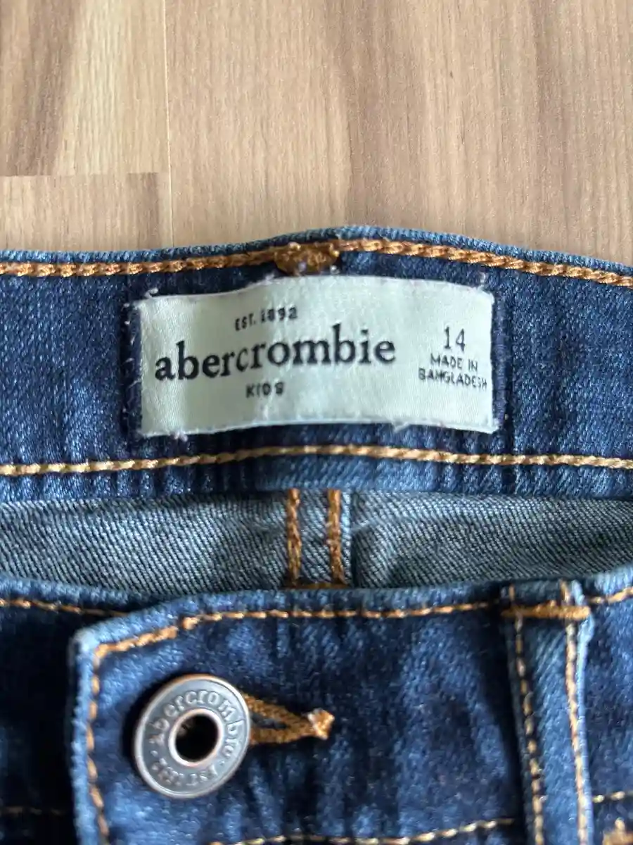 ABERCROMBIE & FITCH Jeans Shorts Bild 4