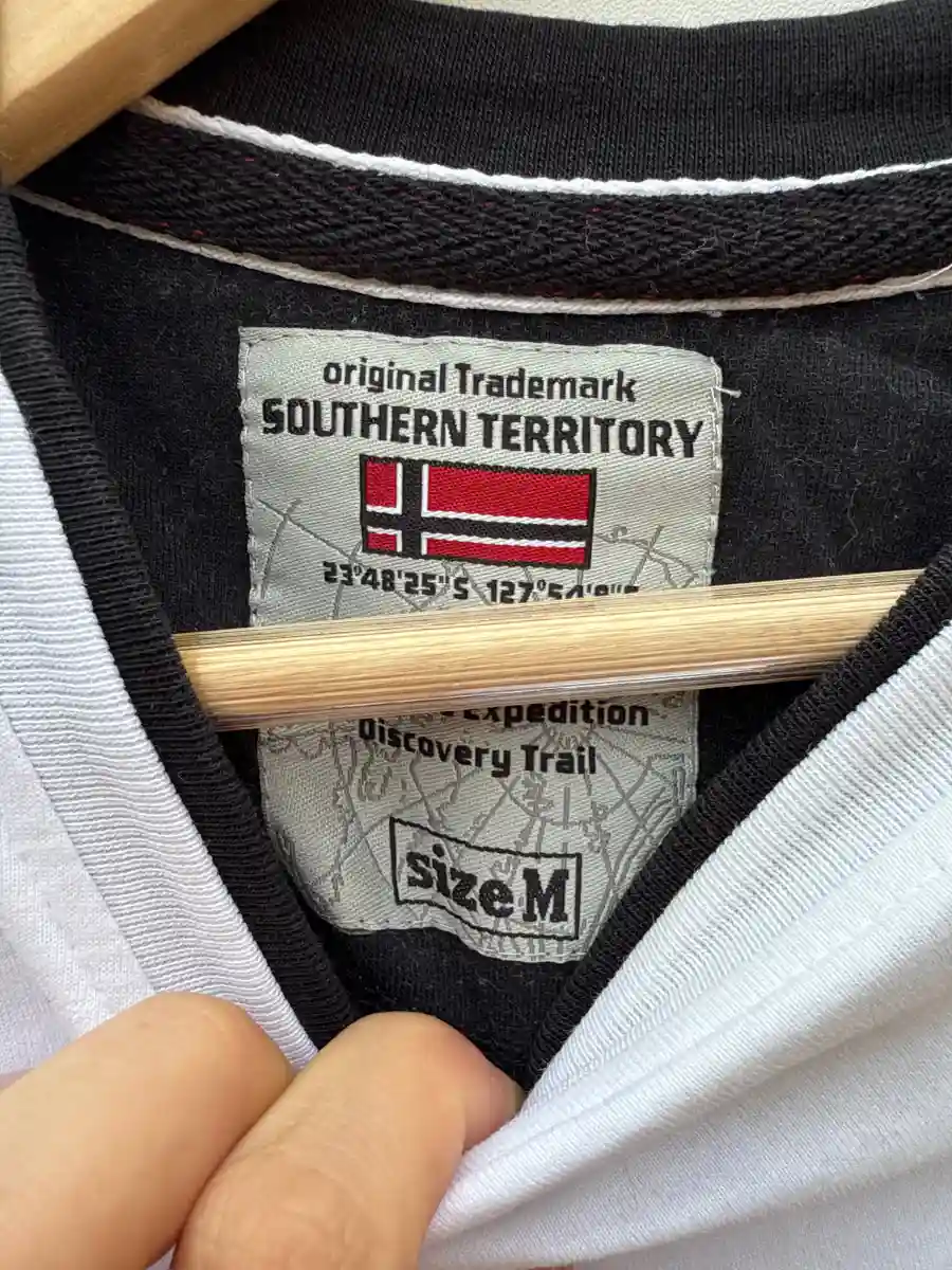 SOUTHERN TERRITORY Langarmshirt Bild 5