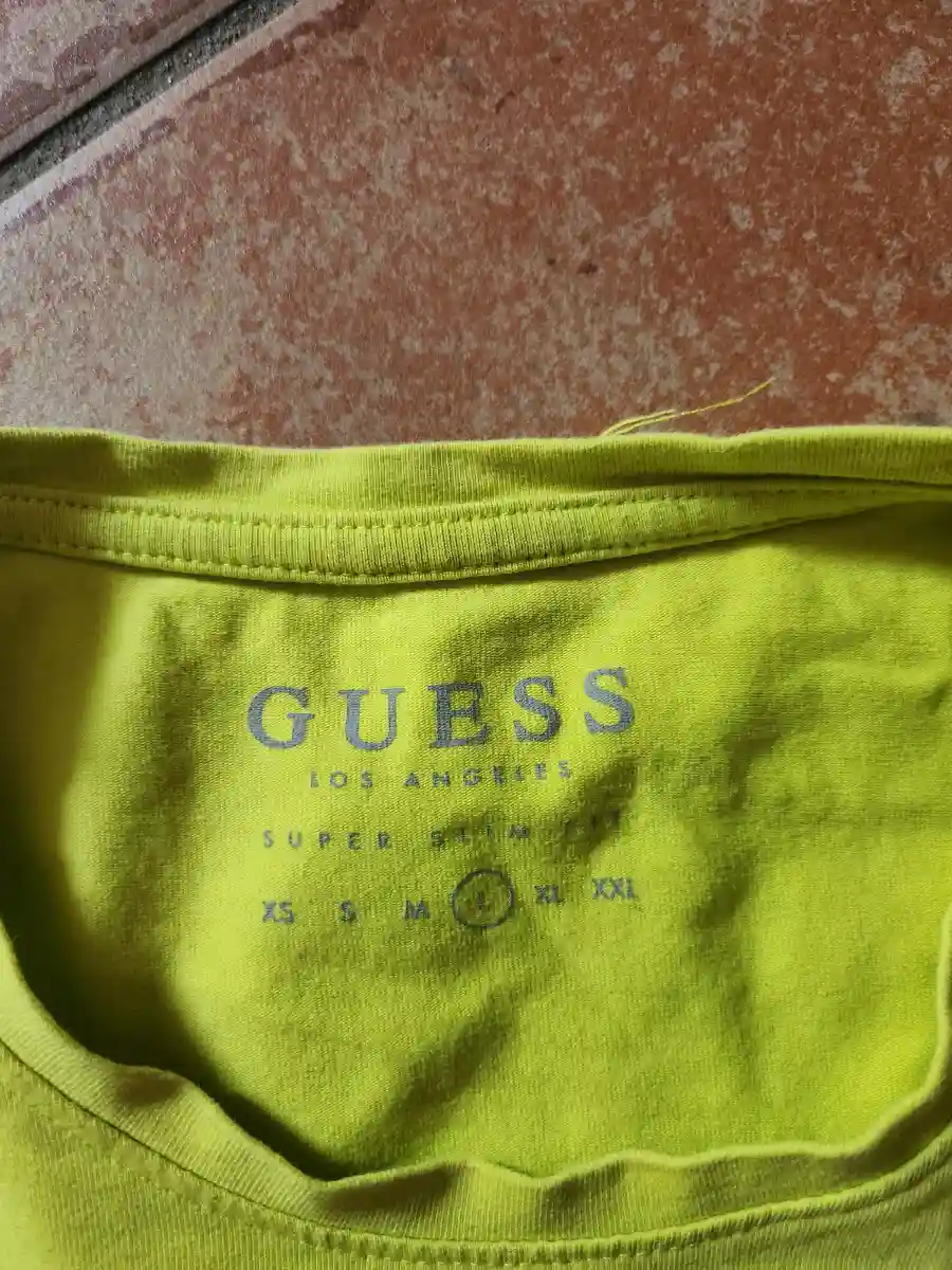 GUESS T-Shirt Bild 2