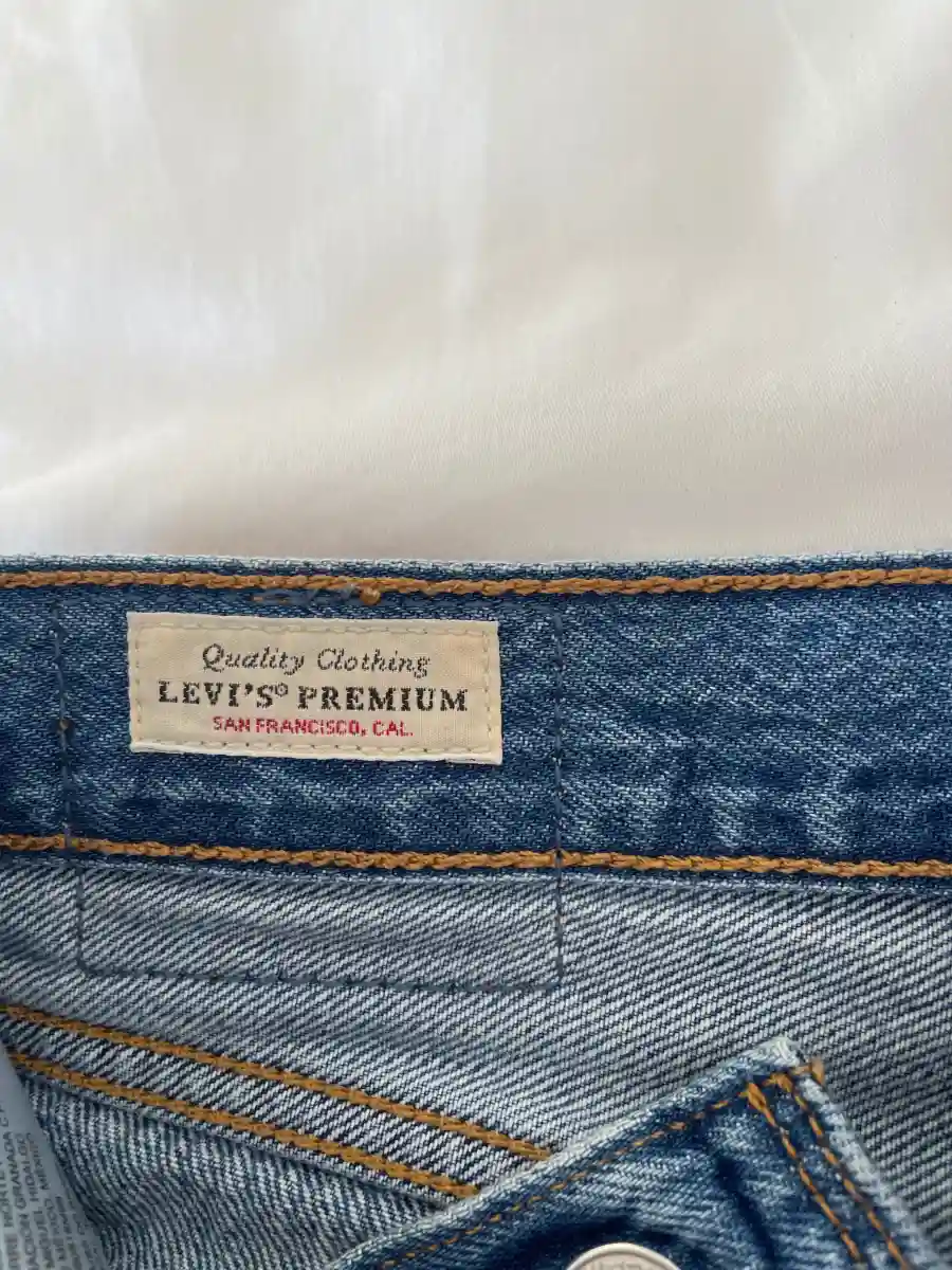 LEVI'S Jeans Shorts Bild 5