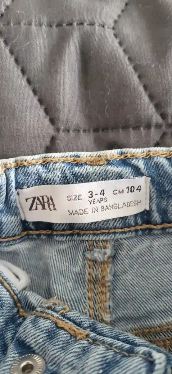ZARA Destroyed Jeans Bild 5