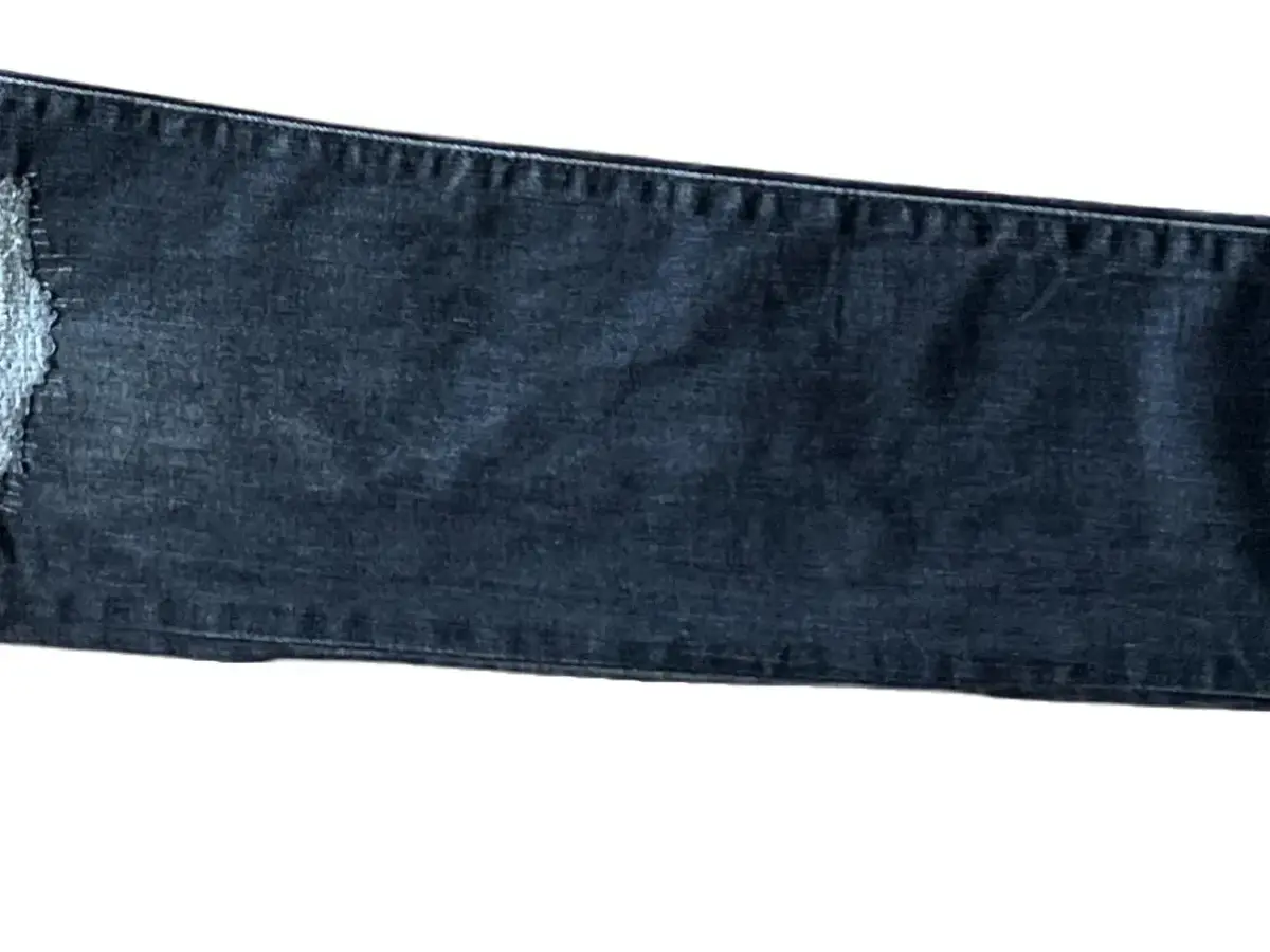 TOMMY HILFIGER Destroyed Jeans Bild 2