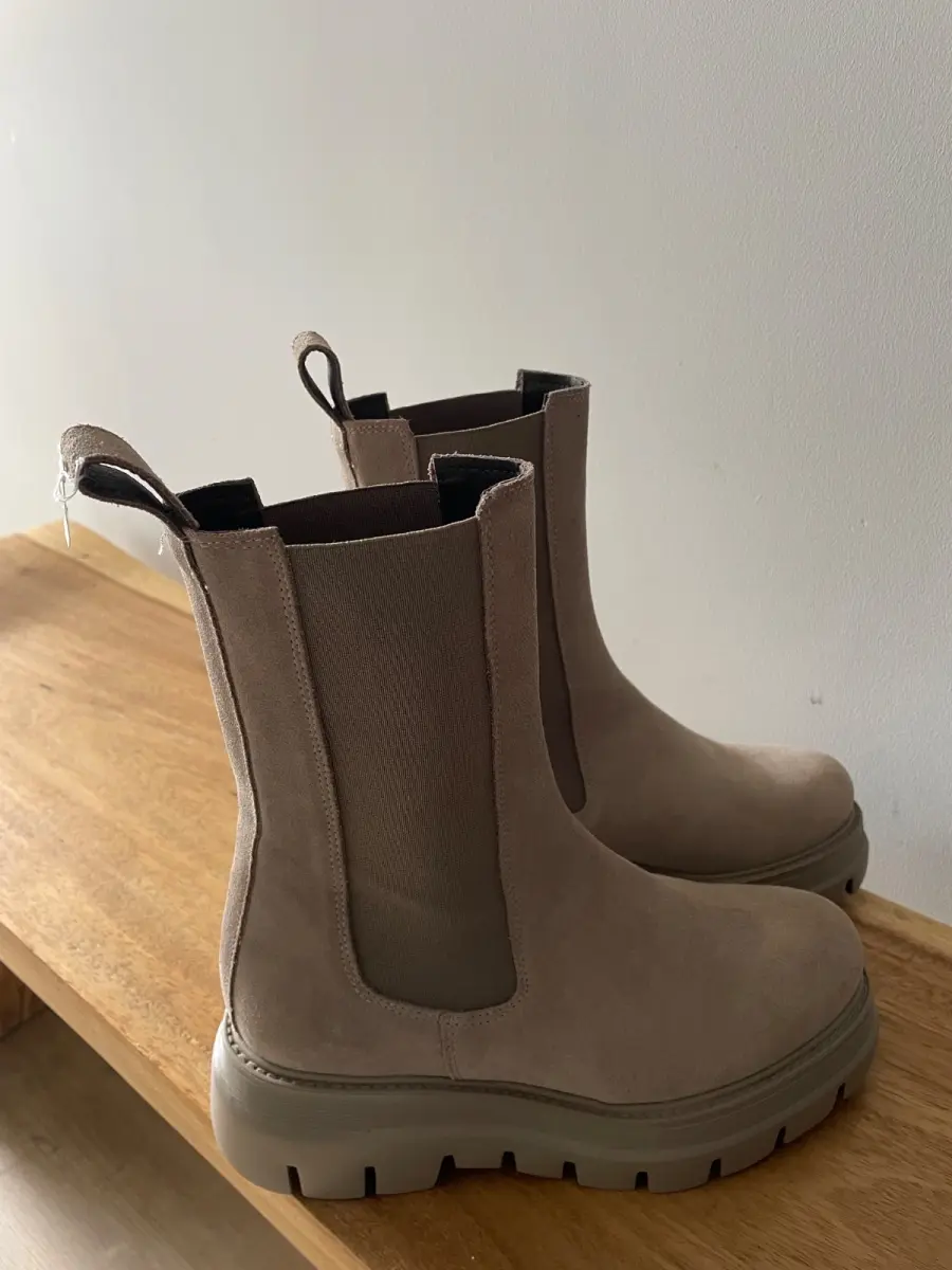 KMB Stiefelette Bild 10