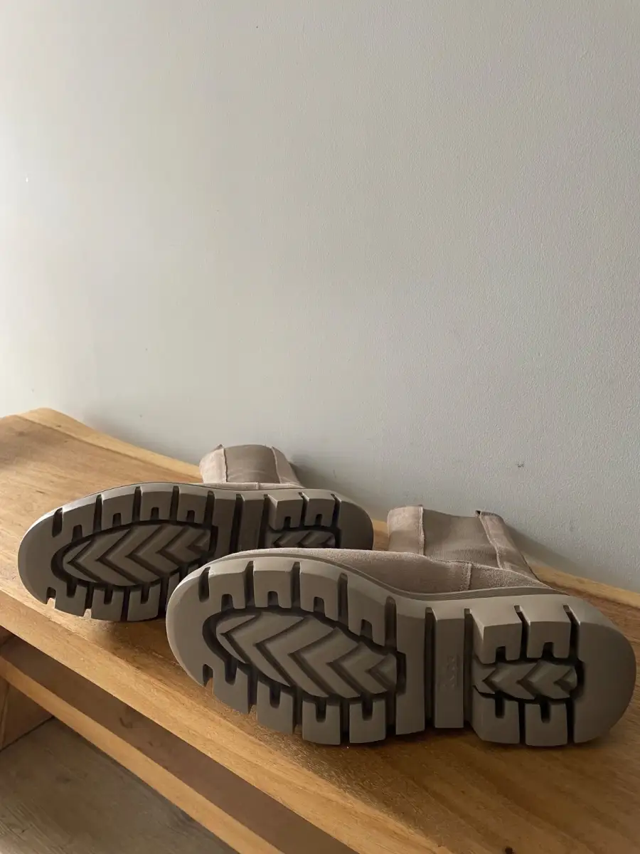 KMB Stiefelette Bild 12