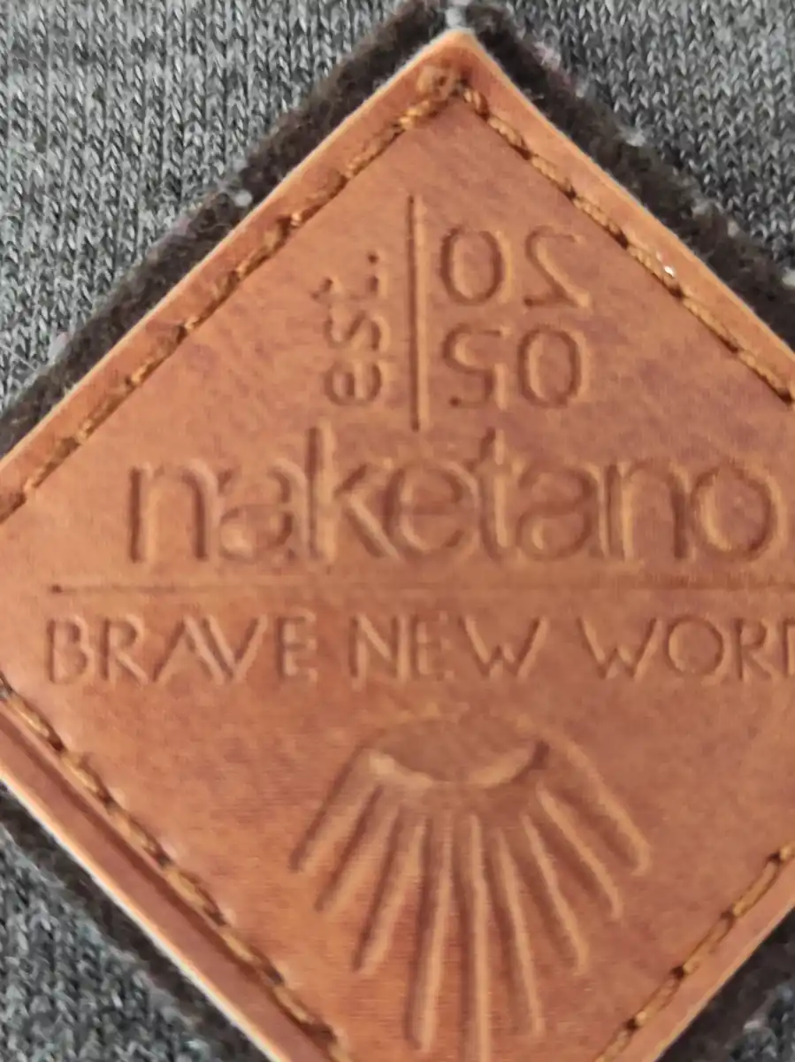 NAKETANO Pullover Bild 3