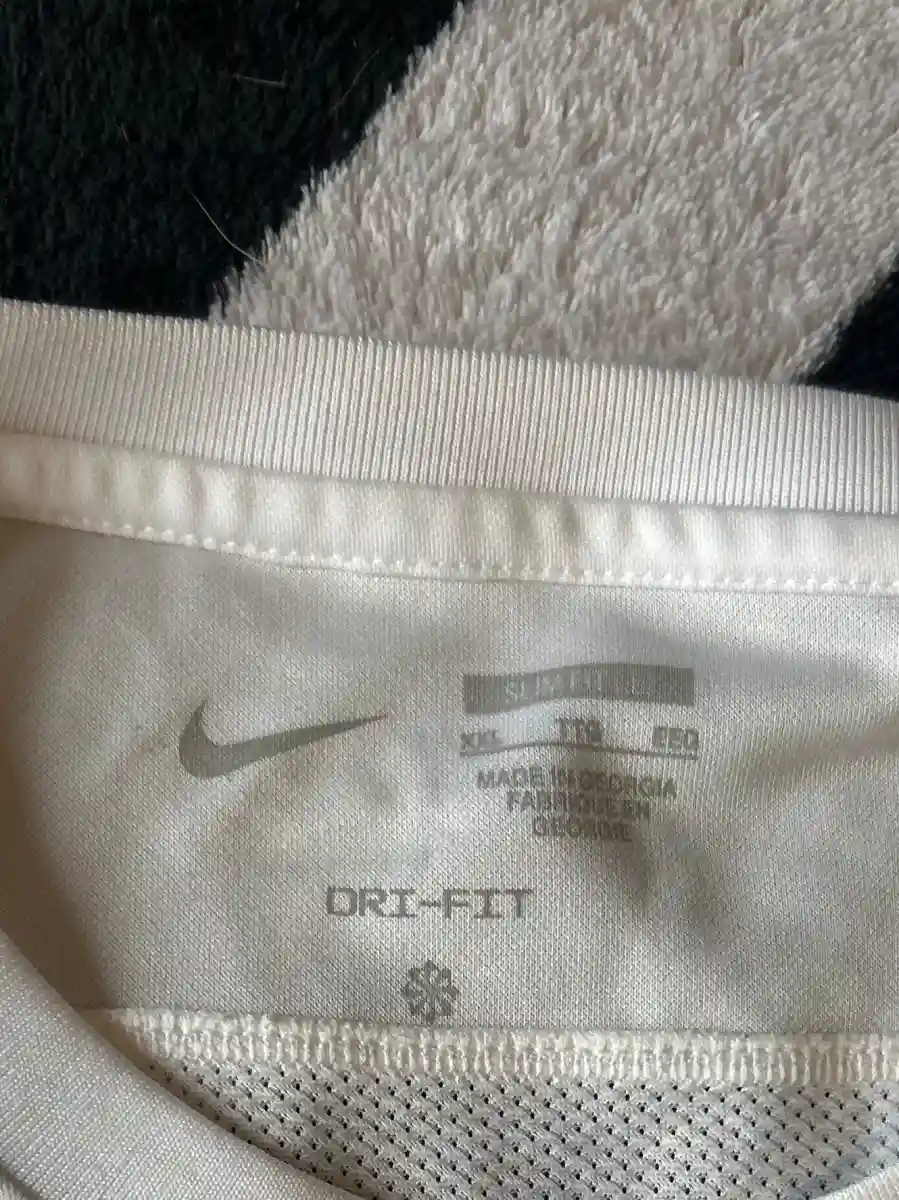 NIKE Sport Shirt Bild 5