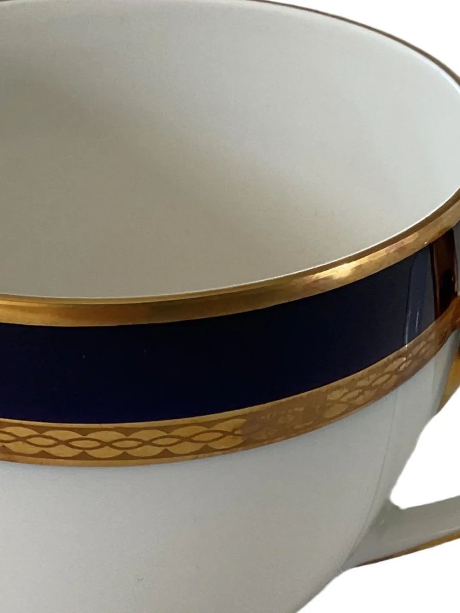 HUTSCHENREUTHER Tasse Bild 2