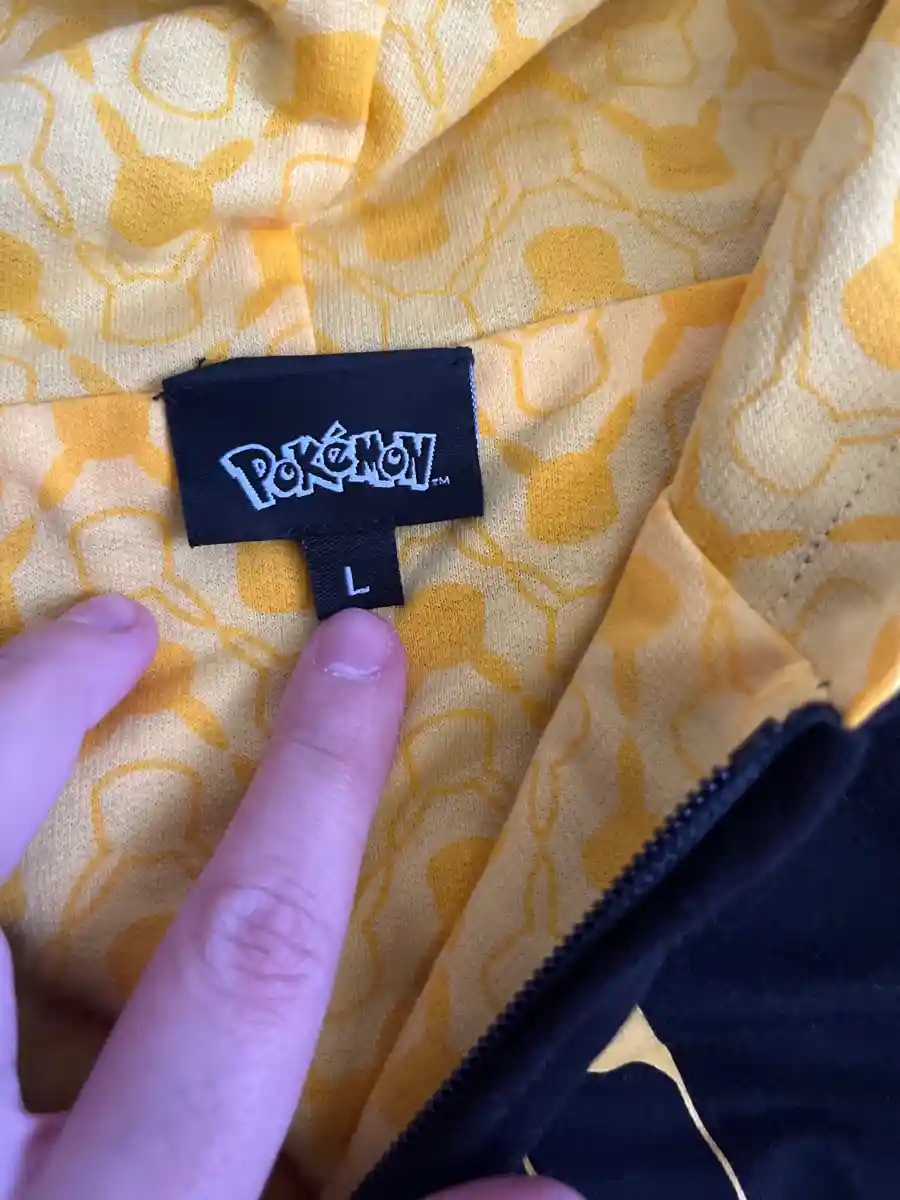 POKÉMON Sweatjacke Bild 3