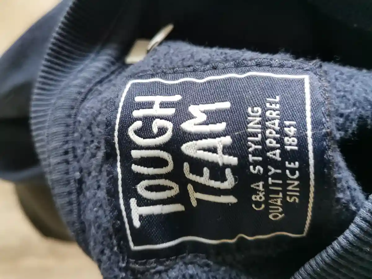 TOUGH TEAM Sweatshirt Bild 6