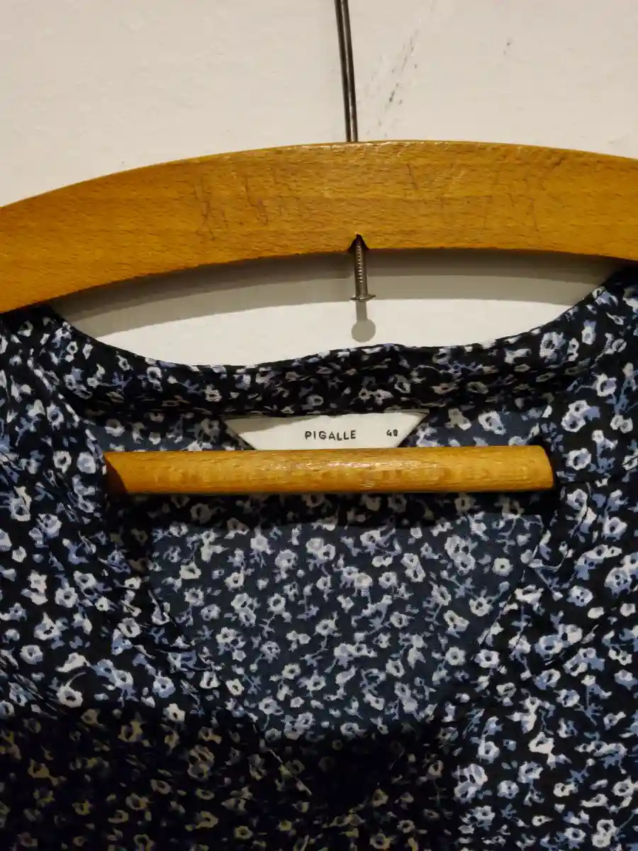 PIGALLE Bluse Bild 4
