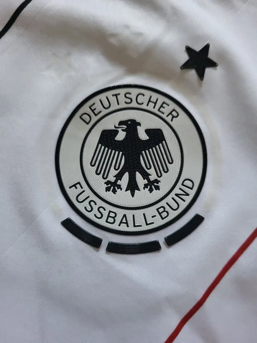 ADIDAS Fußball Trikot Bild 2