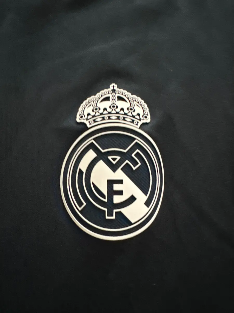 ADIDAS Fußball Trikot Bild 2