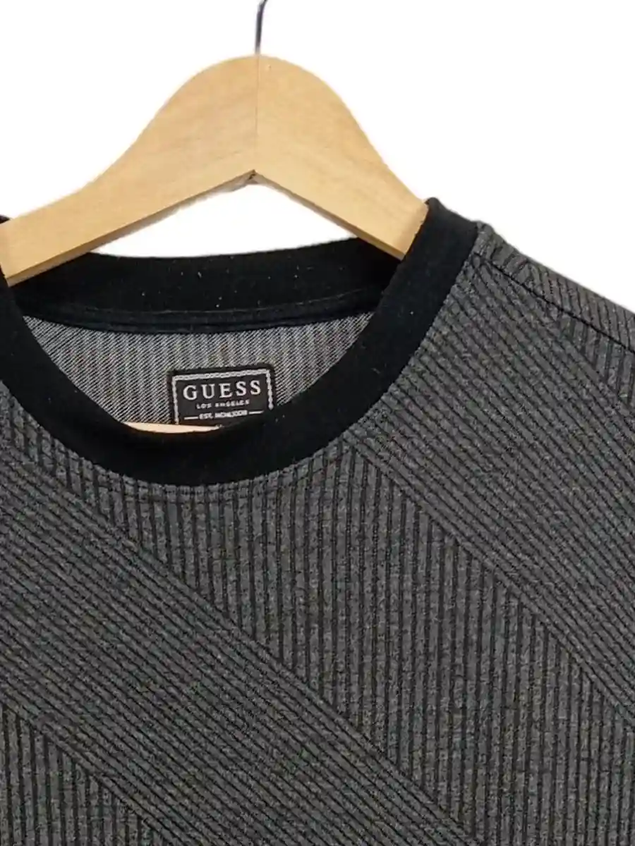 GUESS Pullover Bild 3