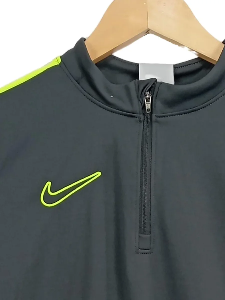 NIKE Sport Shirt Bild 3