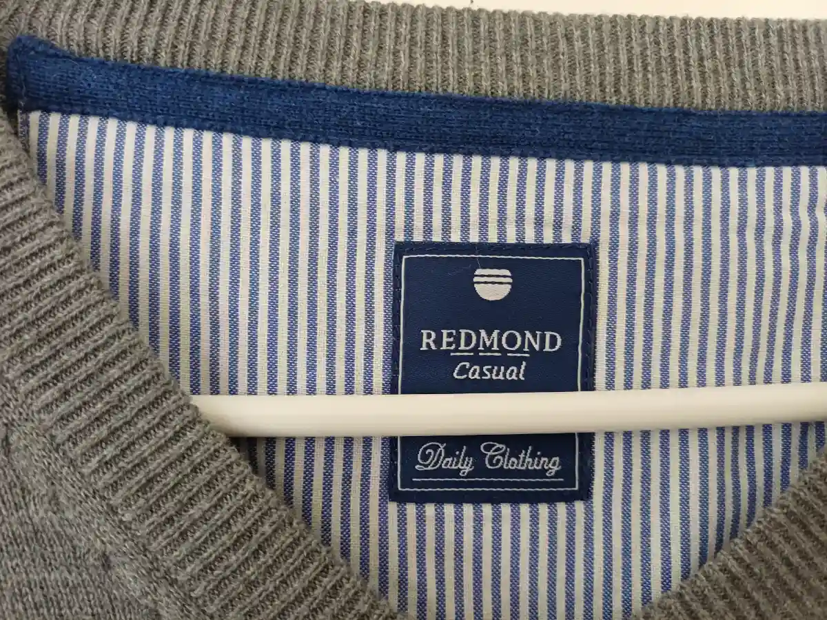 REDMOND Pullover Bild 9