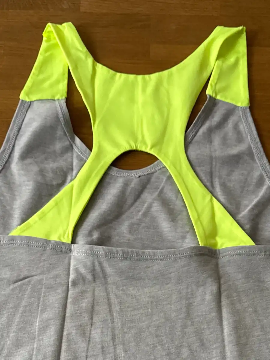 NIKE Sport Shirt Bild 4