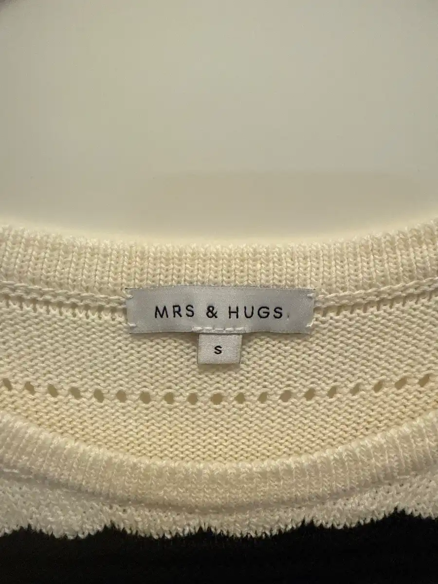 MRS & HUGS Strickkleid Bild 4